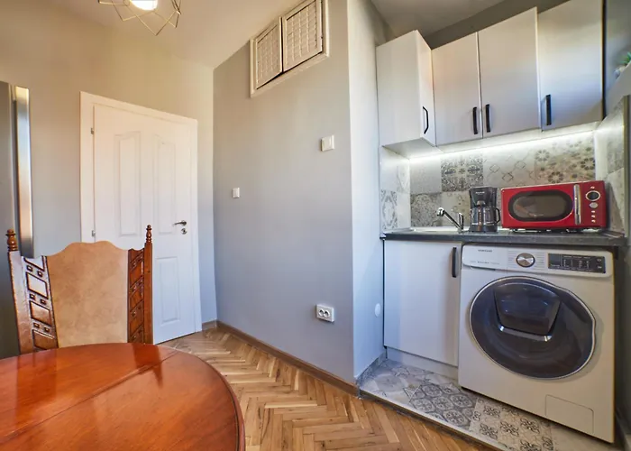 Fabulous Retro In The Heart Of Apartamento *